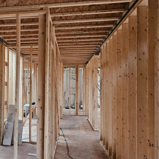 Features And Applications Of LVL In Floor Panels And Trusses