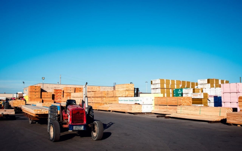 Trucks & Delivery